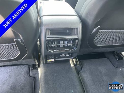 Certified 2025 Jeep Grand Cherokee Altitude AWD/4WD image 18