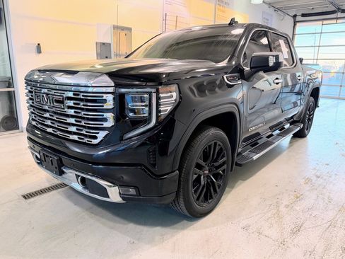 Used 2023 GMC Sierra 1500 Denali w/ Technology Package image 6