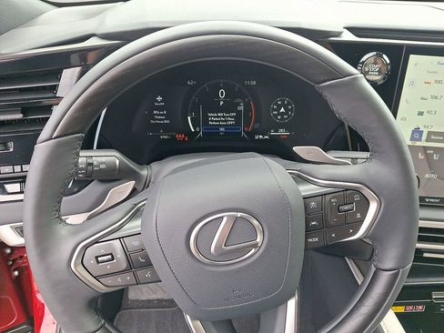 Used 2025 Lexus RX 350 Premium w/ Accessory Package AWD/4WD image 21