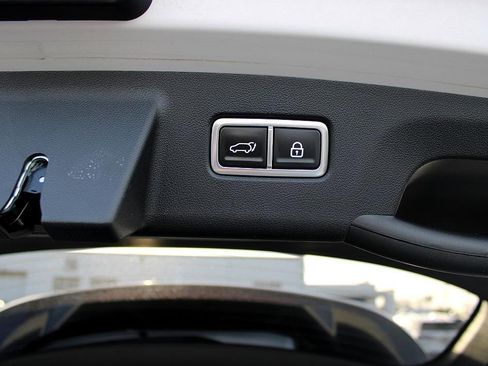 Used 2023 Kia Sorento X-Line EX image 41