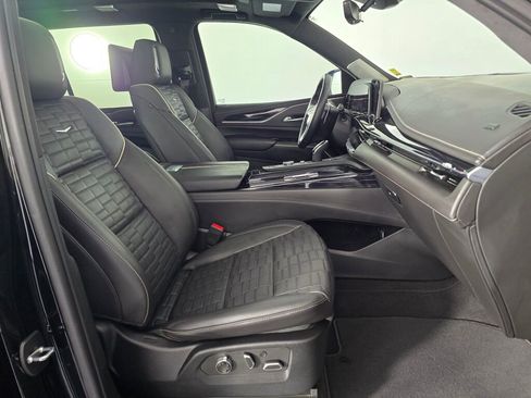 Used 2023 Cadillac Escalade V image 50