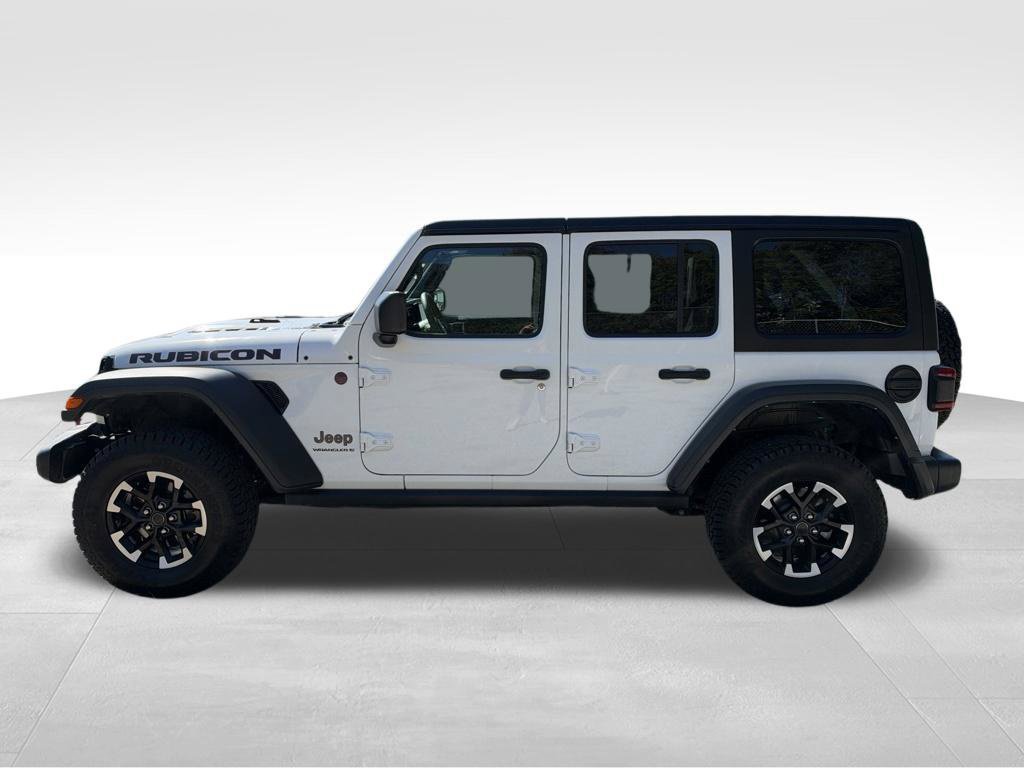 Used 2025 Jeep Wrangler Unlimited Rubicon AWD/4WD image 3