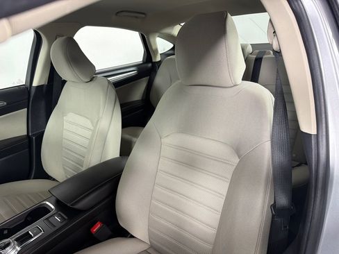 Used 2020 Ford Fusion S FWD image 13