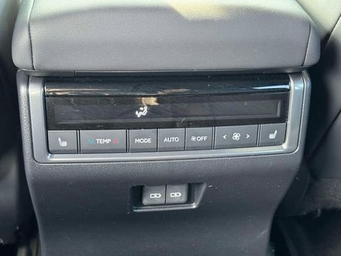 Used 2025 Lexus GX 550 w/ Cold Area Package image 17