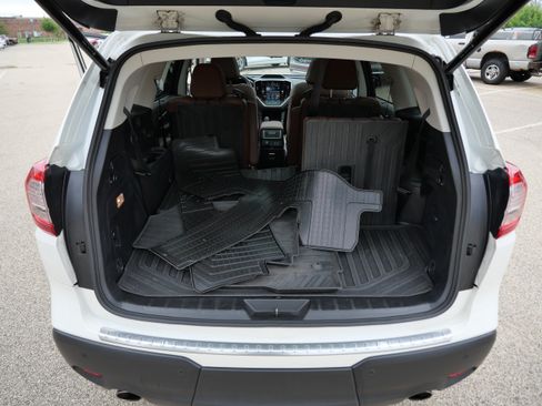 Used 2023 Subaru Ascent Touring AWD/4WD image 18