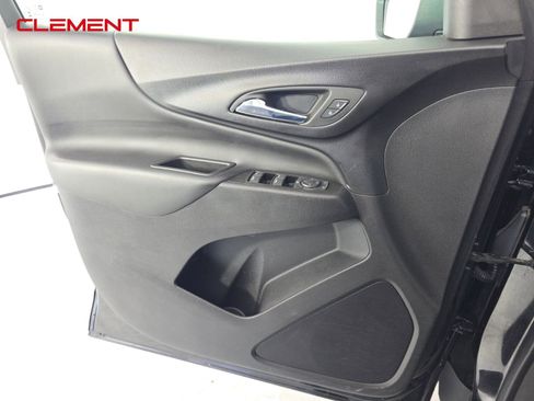 Used 2022 Chevrolet Equinox LT FWD image 21