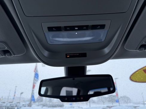 Used 2021 Chevrolet Colorado ZR2 w/ ZR2 Dusk Special Edition image 28