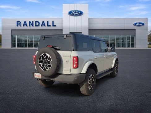 Used 2024 Ford Bronco Outer Banks AWD/4WD image 5