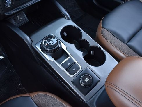 Certified 2025 Ford Bronco Sport Outer Banks w/ Outer Banks Tech Package+ AWD/4WD image 22