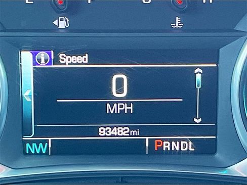 Used 2018 Chevrolet Traverse LT image 12