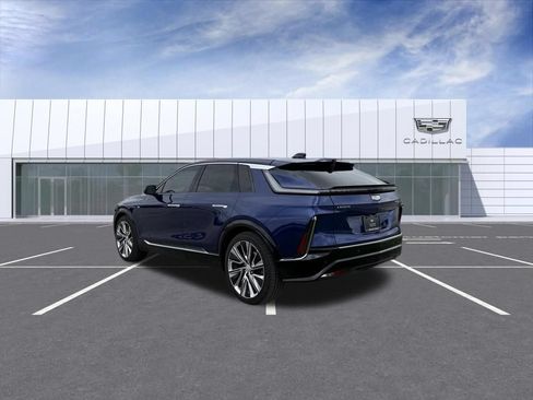 Certified 2024 Cadillac Lyriq Luxury w/ Nappa Leather Package AWD/4WD image 4