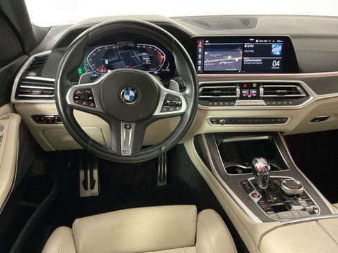 Certified 2022 BMW X7 xDrive40i w/ M Sport Package image 9