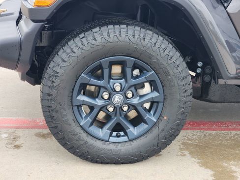 New 2026 Jeep Wrangler Unlimited Sport AWD/4WD image 11