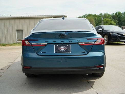 Used 2025 Toyota Camry LE w/ Convenience Package image 13