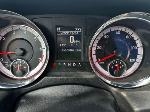 Used 2015 Dodge Grand Caravan SXT w/ Security Group image 10