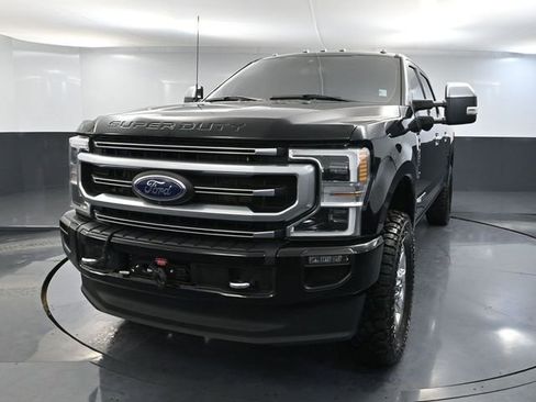 Used 2022 Ford F350 Platinum image 11