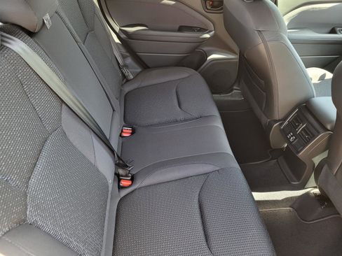 Used 2025 Subaru Forester Premium image 12