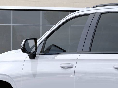 New 2026 Cadillac Escalade ESV Sport image 12