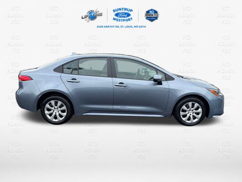 Used 2025 Toyota Corolla LE FWD image 13