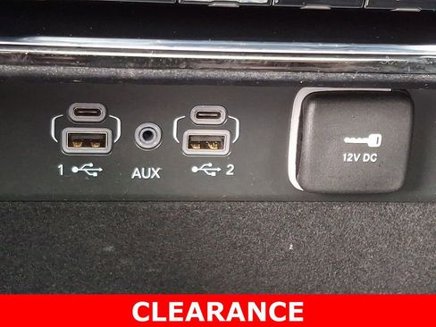 Used 2022 Jeep Grand Cherokee L Limited AWD/4WD image 26