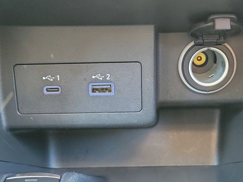 Certified 2023 Nissan Kicks SV FWD image 29