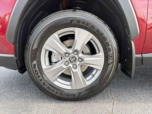 Certified 2025 Toyota RAV4 XLE FWD image 19