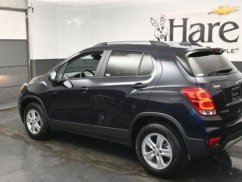 Used 2022 Chevrolet Trax LT w/ LT Convenience Package AWD/4WD image 30