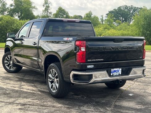 Used 2024 Chevrolet Silverado 1500 LT AWD/4WD image 2