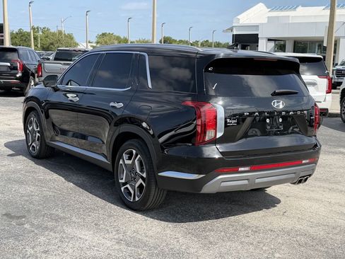 Used 2024 Hyundai Palisade Limited AWD/4WD image 7