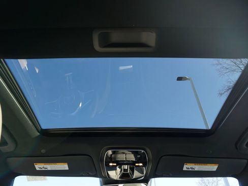 New 2026 Mercedes-Benz C 300 Sedan image 16