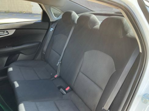 Used 2022 Kia Forte Sedan image 19