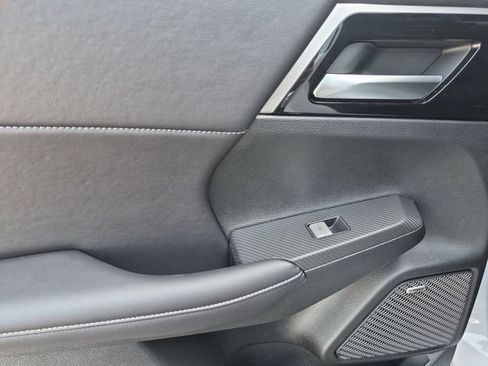 New 2026 Mitsubishi Outlander LE FWD image 29