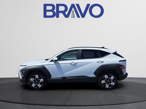 Used 2025 Hyundai Kona SEL AWD/4WD image 6