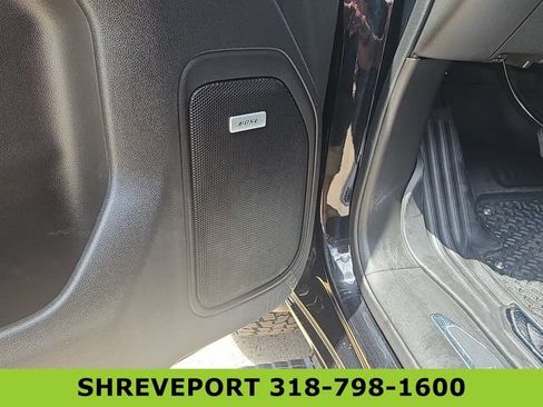 Certified 2022 GMC Sierra 2500 Denali w/ Denali Black Diamond Edition AWD/4WD image 25