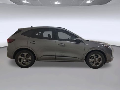 Used 2023 Ford Escape ST-Line w/ Tech Pack #1 FWD image 6