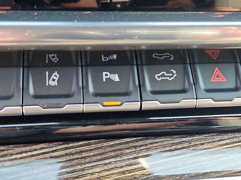 New 2026 GMC Sierra 2500 SLE w/ SLE Value Package; AWD/4WD image 16