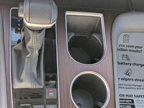 Certified 2024 Toyota Sienna XLE image 21