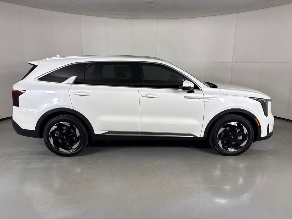 New 2026 Kia Sorento EX w/ EX Premium Package FWD image 9