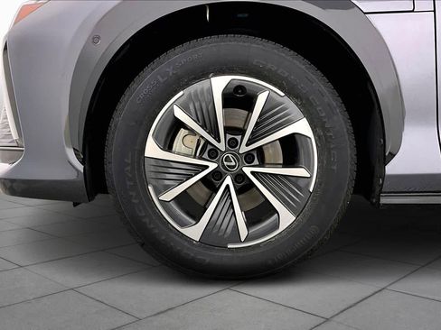 Used 2023 Lexus RZ 450e Premium image 10