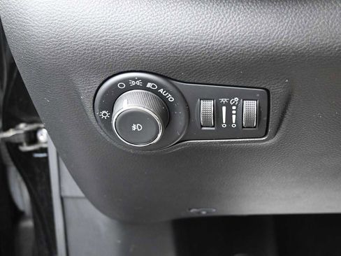 Used 2022 Jeep Compass Limited AWD/4WD image 11
