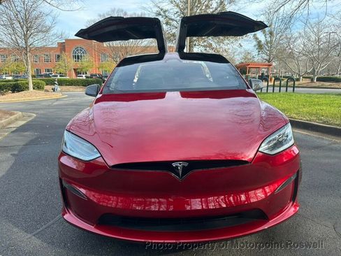 Used 2025 Tesla Model X image 14
