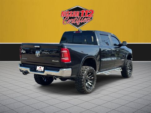Used 2022 RAM 1500 Laramie AWD/4WD image 7