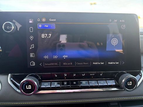 Used 2024 Chevrolet Colorado ZR2 w/ Technology Package image 17