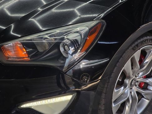 Used 2014 Hyundai Genesis 3.8 RWD image 27