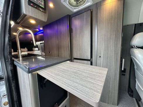 Used 2024 Mercedes-Benz Sprinter 3500 image 66