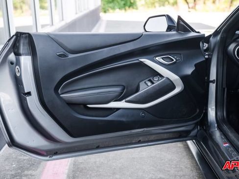 Used 2020 Chevrolet Camaro SS RWD image 70