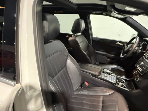 Used 2019 Mercedes-Benz GLE 400 4MATIC image 36