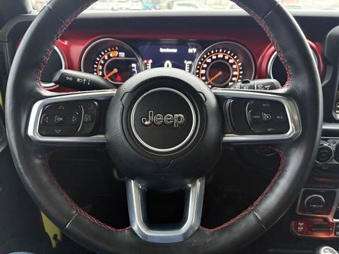 Used 2023 Jeep Wrangler Unlimited Rubicon w/ Cold Weather Group image 17