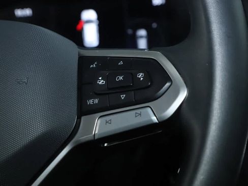 Certified 2023 Volkswagen Tiguan SE w/ Panoramic Sunroof Package image 26