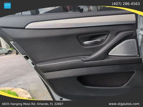 Used 2013 BMW M5 RWD image 14